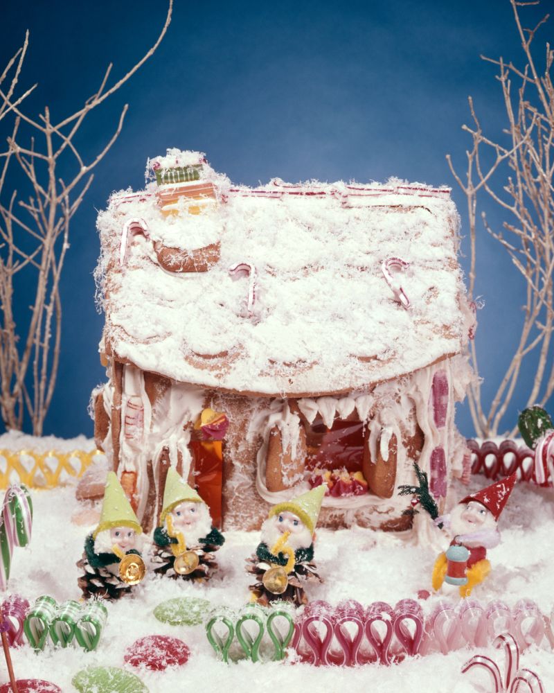 A Vintage Gingerbread House Retrospective