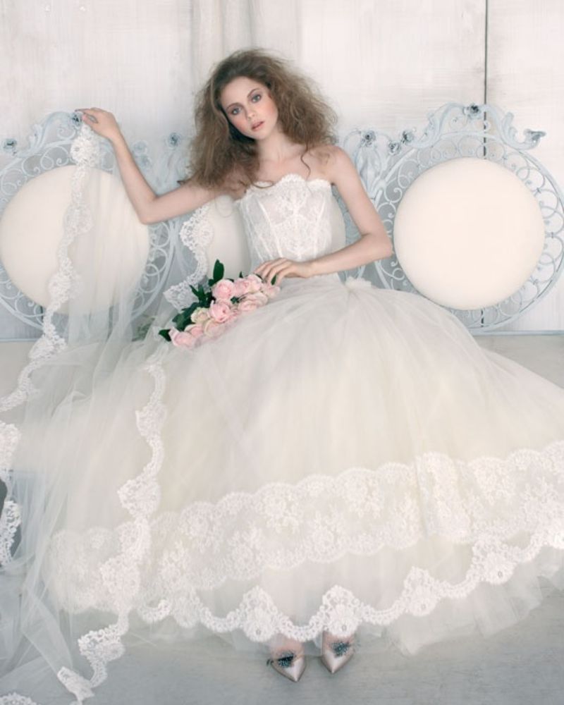 Runway Deep Dive Lucia Zanotti at Atelier Aimée Happy Isles