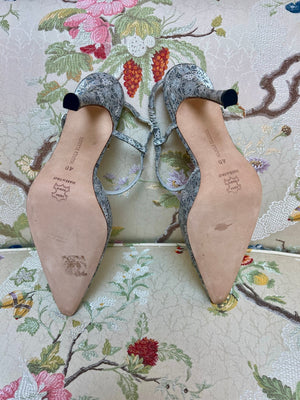 Manolo Blahnik Blue Silver Slingback Floral Jacquard Heels with Rhinestone Star